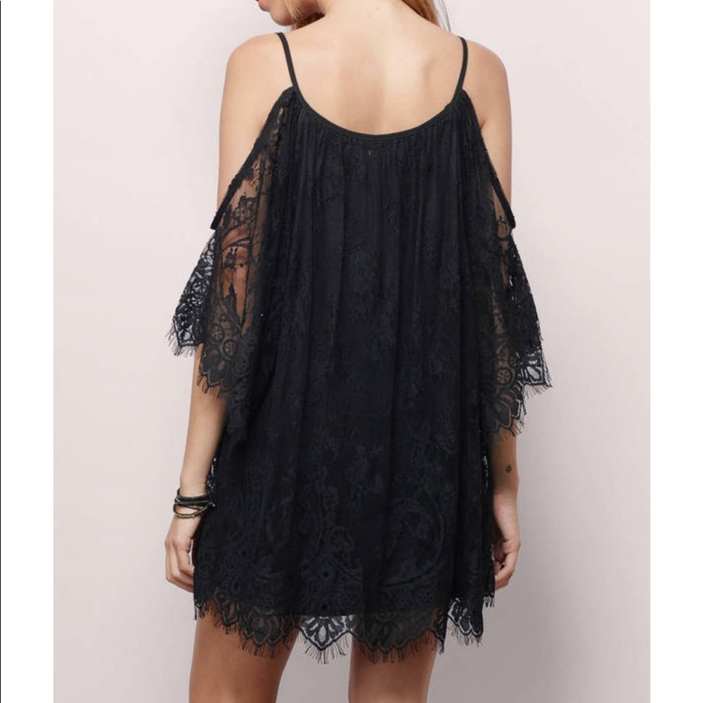 Open Shoulder Lace Dress